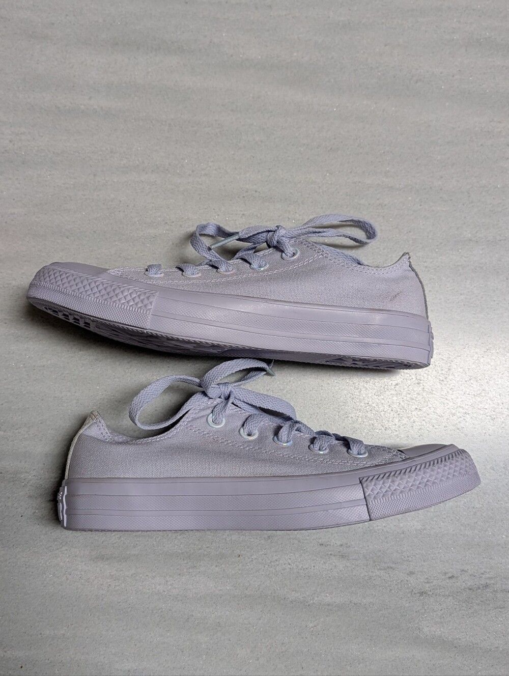 CONVERSE lavender canvas sneakers 6 - Picture 5 of 9